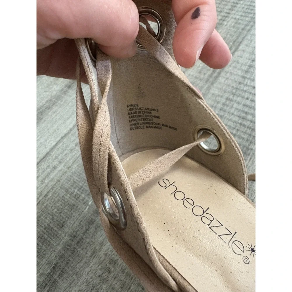 ShoeDazzle Shoes Womens Size 8.5 Nude Beige Kynzie‎ Block Heel Lace Up Sandals